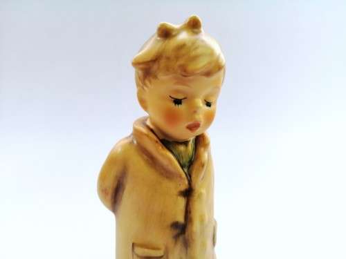 Goebel Hummel Figurine, To Shy to Sing