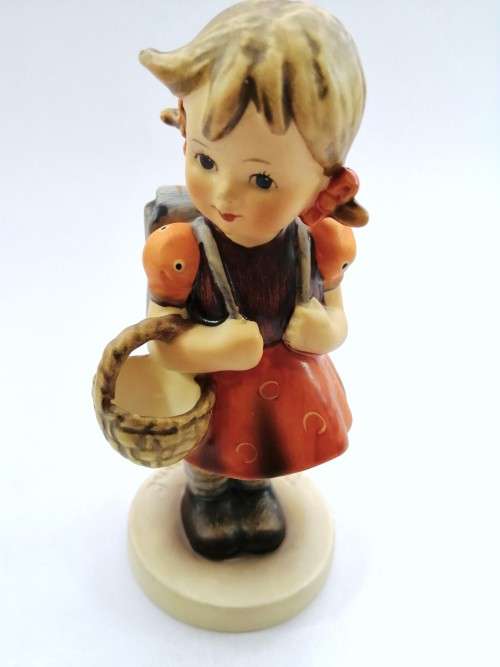 Goebel Hummel Figurine, School Girl