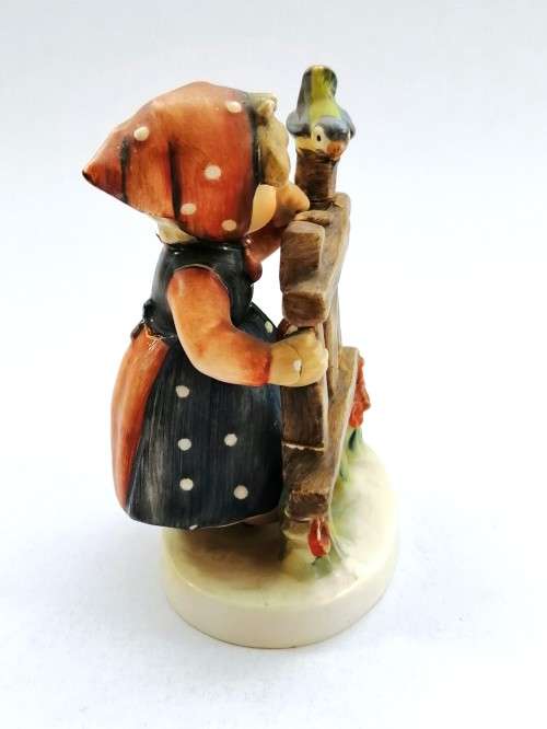 Goebel Hummel Figurine, Signs of Spring