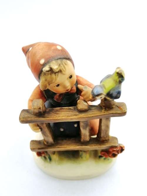 Goebel Hummel Figurine, Signs of Spring