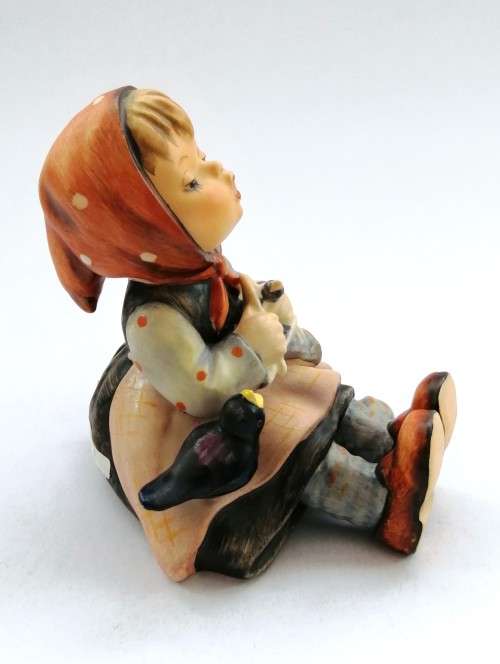 Goebel Hummel Figurine, Happy Pastime