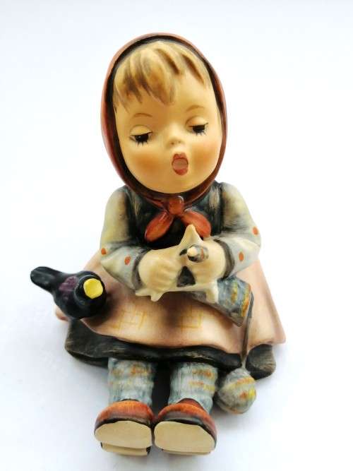 Goebel Hummel Figurine, Happy Pastime