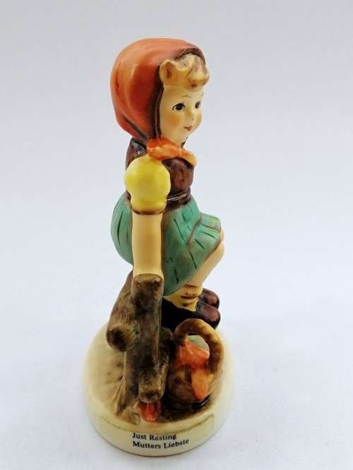 Goebel Hummel Figurine, Just Resting