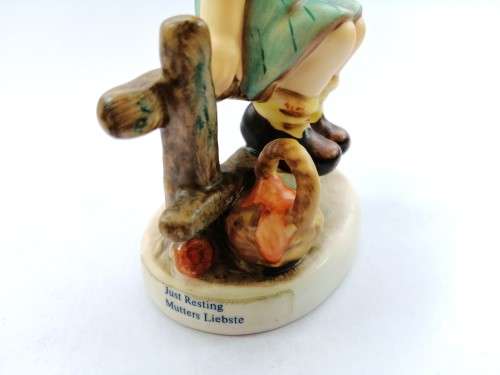 Goebel Hummel Figurine, Just Resting