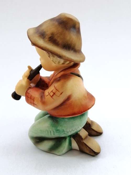 Goebel Hummel Figurine, Little Tooter