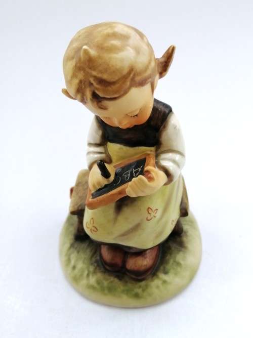 Goebel Hummel Figurine, Lost Sheep