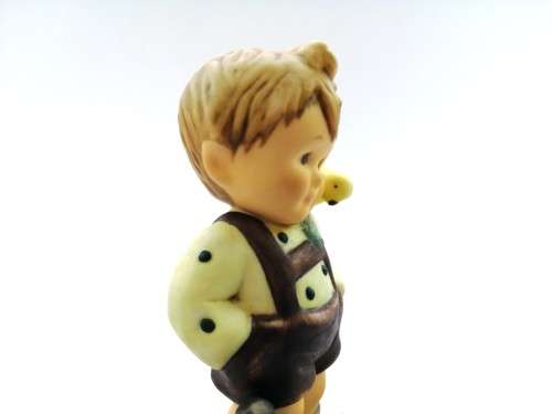 Goebel Hummel Figurine, Sister