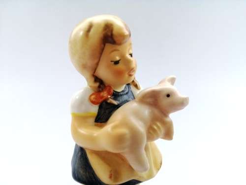 Goebel Hummel Figurine, Pigtails