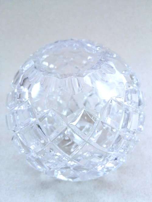 Heavy Quality Rose Cut Glass Crystal Orb Globe Spherical Round Bowl Vase