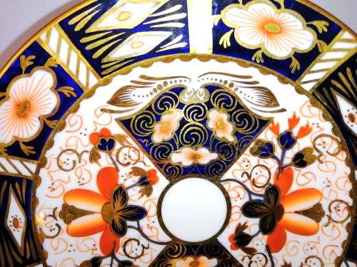 Beautiful Royal Crown Derby Antique hand painted Trio Imari Pattern