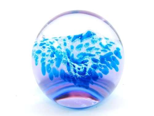 Stunning Vibrant Caithness Wisp glass paperweight