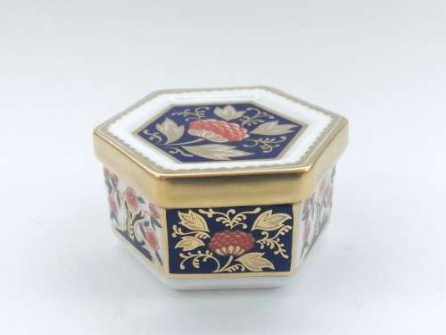 Vintage Royal Crown Derby English Bone China Hand Painted Imari Pattern 1298 Hexagonal Trinket Box