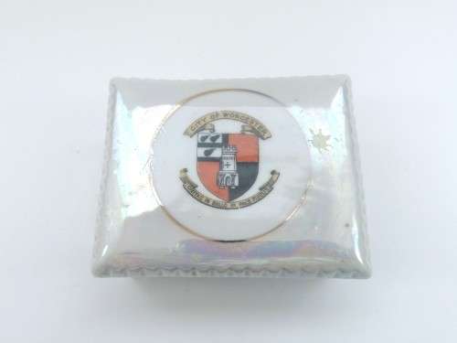 Crest Wear  City of Worcester Porcelain Trinket Box