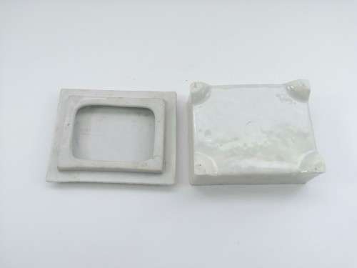 Crest Wear  City of Worcester Porcelain Trinket Box