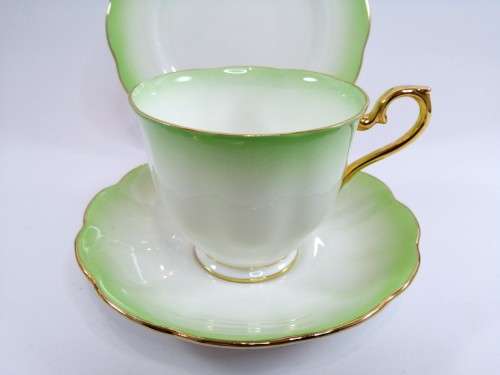 Royal Albert ` RAINBOW ` Green Hampton shape Tea Cup Saucer and Plate Fine Bone China England