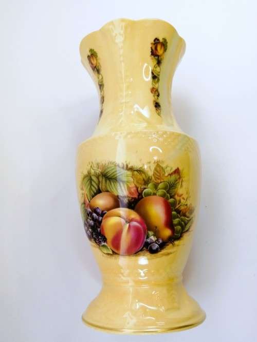 Aynsley orchard gold bone china porcelain Limited Edition 26cm Vase in the Orchard Gold