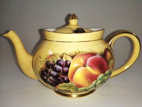 Aynsley orchard gold bone china porcelain  Bachelor`s tea set  in the Orchard Gold