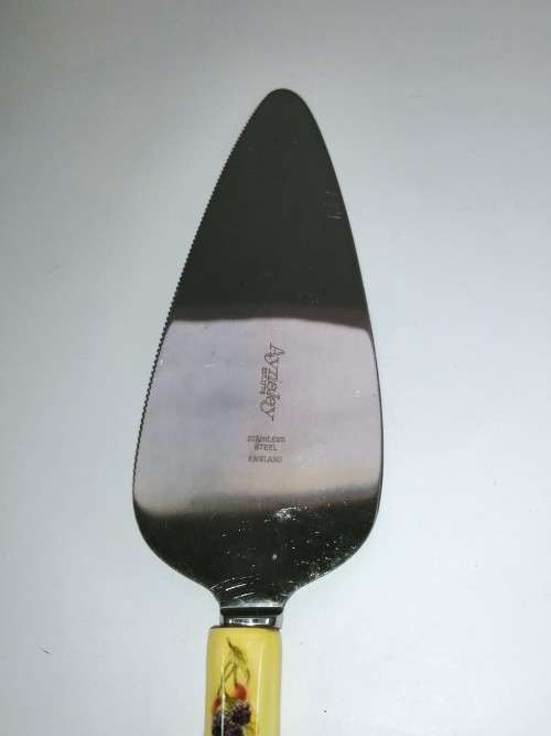 ORCHARD GOLD by Aynsley cake slice knifes and spoon