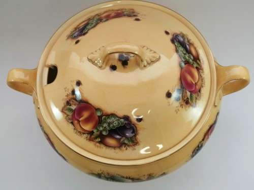 Aynsley orchard gold bone china porcelain Large Soup Tereen in the Orchard Gold