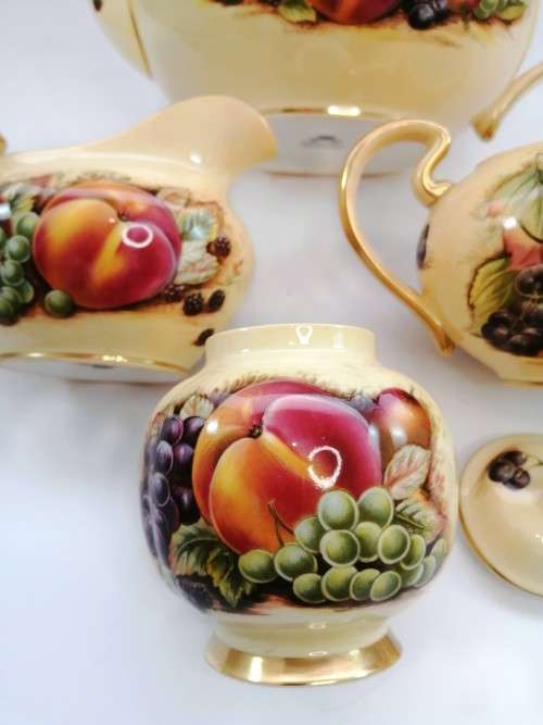 Aynsley Orchard Gold Teapot, Sugar Bowl, Milk Jug Set plus pot