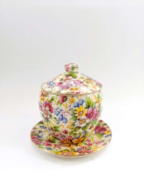 Really pretty Grimwades Royal Winton Cheadle 1951 Preserve Pot with Lid and Attached Saucer