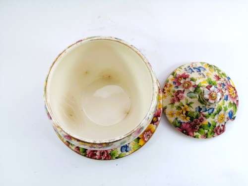 Really pretty Grimwades Royal Winton Cheadle 1951 Preserve Pot with Lid and Attached Saucer