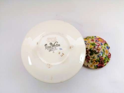 Really pretty Grimwades Royal Winton Cheadle 1951 Preserve Pot with Lid and Attached Saucer
