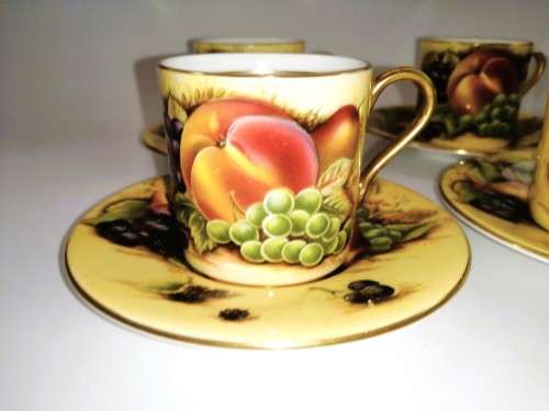 Aynsley Orchard Gold Still Life Fruit Pattern 4 Coffee Cups and Saucers
