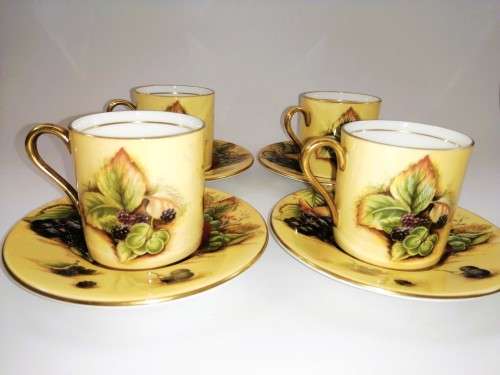 Aynsley Orchard Gold Still Life Fruit Pattern 4 Coffee Cups and Saucers