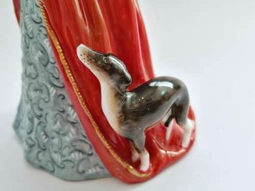 Royal Doulton Figure `Anne Boleyn` HN3232 Limited Edition - Made in England