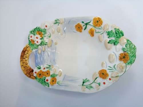 Gorgeous Clarice Cliff for Newport Pottery moulded, hand painted serving bowl.