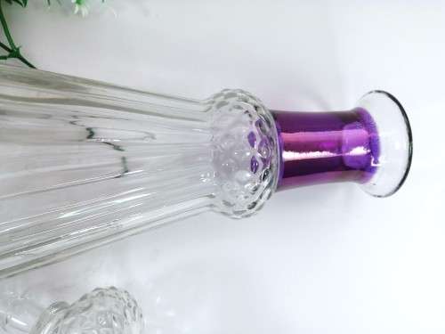 PROHIBITION ERA (1935-1964) CLEAR CUT GLASS GENIE DECANTER WITH PURPLE RING NECK