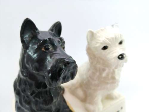 Black & White Scotch Whisky Buchanan`s vintage 50`s ceramic dogs