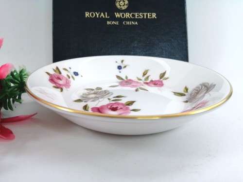 Royal Worcester  Spood Hammersley Round Porcelain Lidded Trinket Box