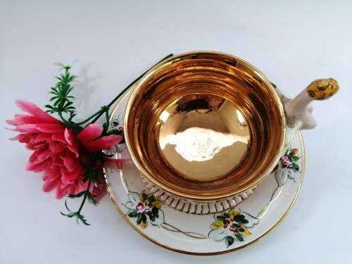 Fabulous Capodimonte Handmade Hand painted Tea Cup and Saucer Italy
