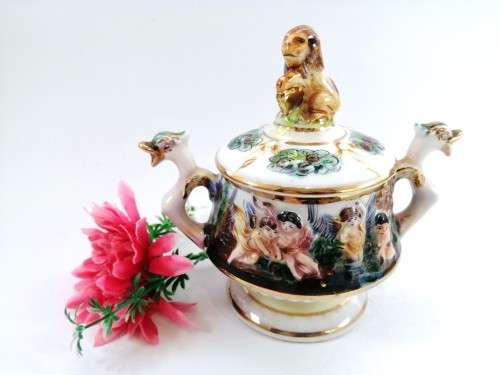 Fabulous Capodimonte Handmade Hand painted lidded dish Italy