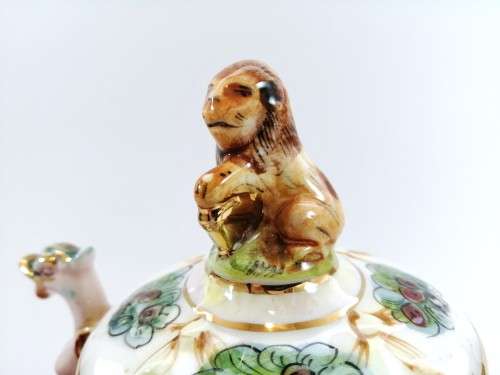 Fabulous Capodimonte Handmade Hand painted lidded dish Italy