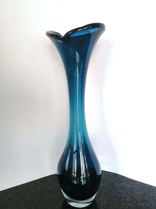 Tall blue turquoise Mid-century Swedish ASEDA glass vase, designed by BO Borgstrom