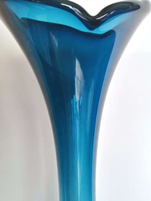 Tall blue turquoise Mid-century Swedish ASEDA glass vase, designed by BO Borgstrom