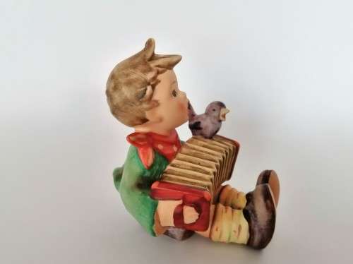 Goebel Hummel Figurine, Lets Sing