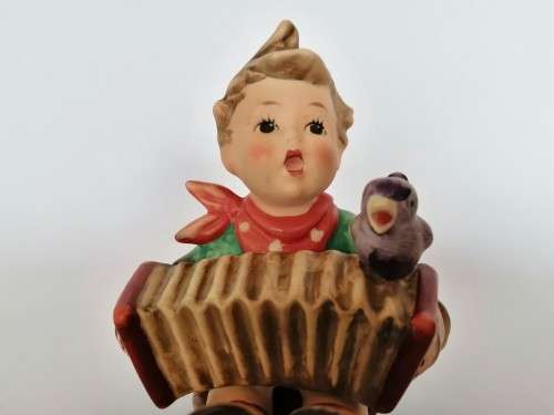Goebel Hummel Figurine, Lets Sing