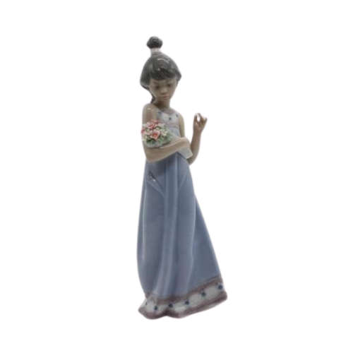 Lladro Spring Token Figurine, No 5604, 1980-1989