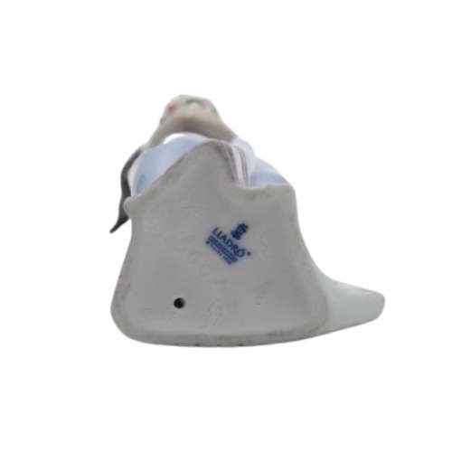 Lladro Spring Token Figurine, No 5604, 1980-1989