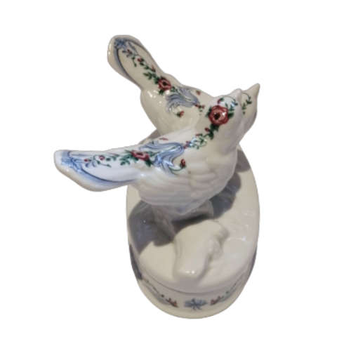 Elizabeth Arden Porcelain Southern Heirloom Lidded Container Pair of Love Doves