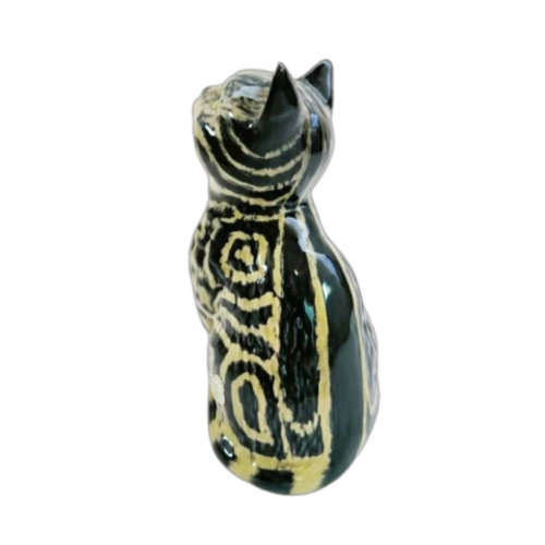 Beswick Model 1886 Persian Kitten - Seated Cat , Looking Up.