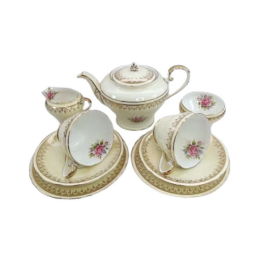 Aynsley Superb Two Setting Tea Set With Tea Pot
