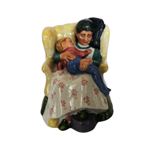 Royal Doulton Sweet Dreams Figurine HN2380 early version