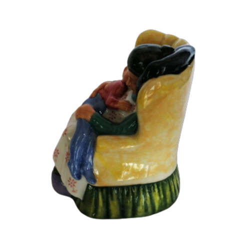 Royal Doulton Sweet Dreams Figurine HN2380 early version