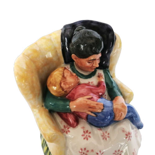Royal Doulton Sweet Dreams Figurine HN2380 early version