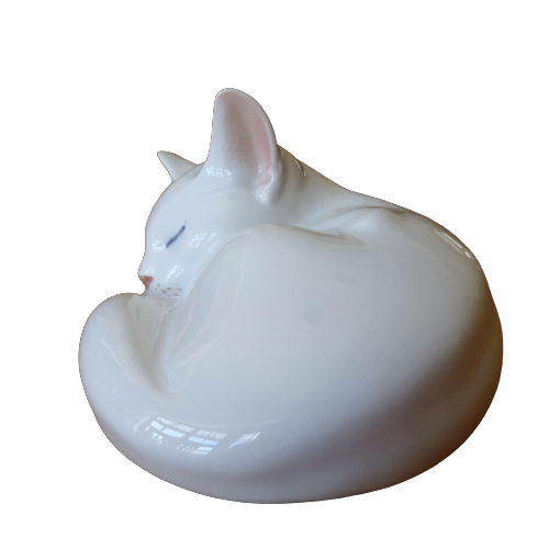 Royal Copenhagen Large White Sleeping Kitten Figurine # 422